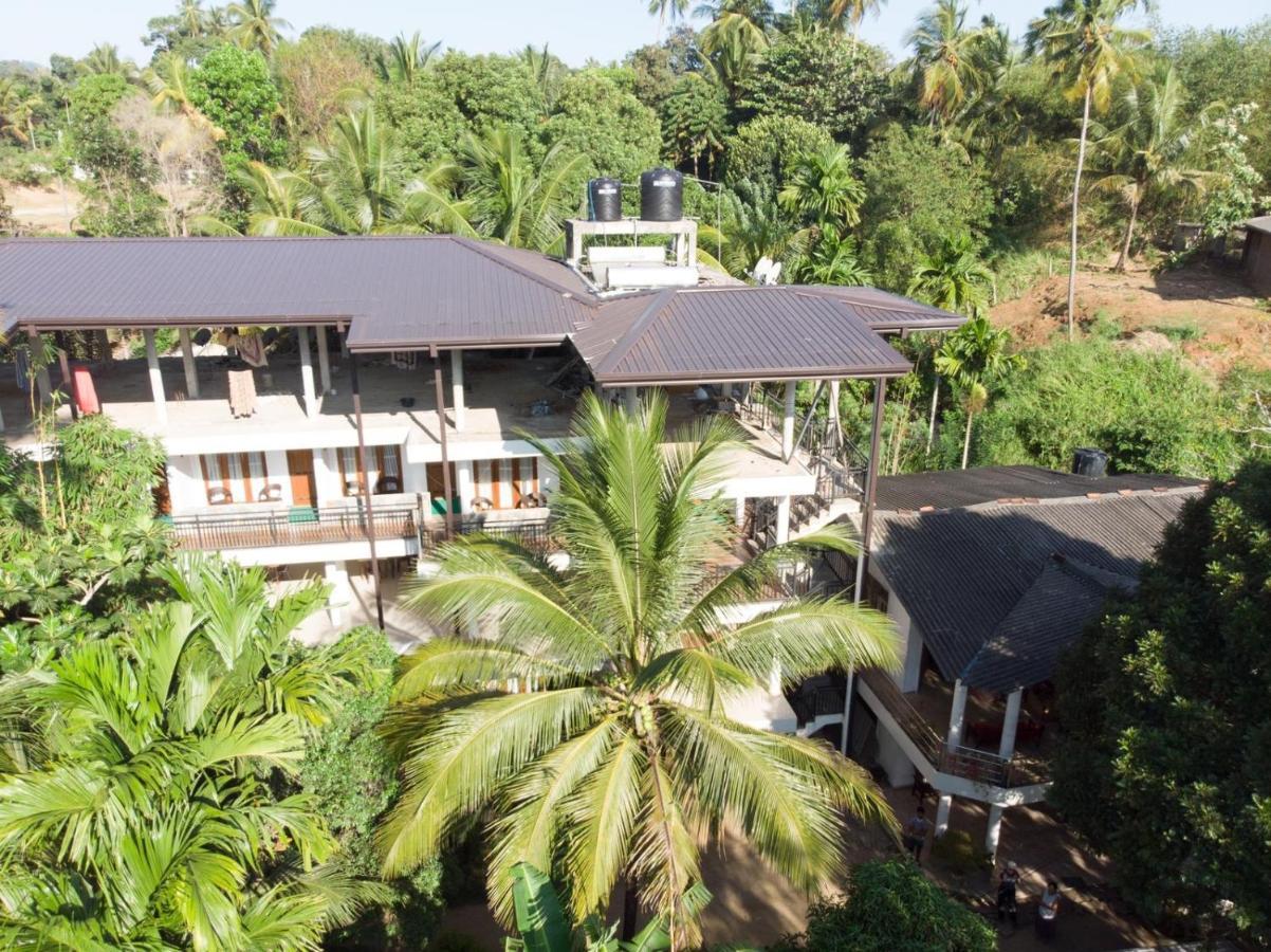 Heavens Holiday Resort Tennekumbura Exterior foto